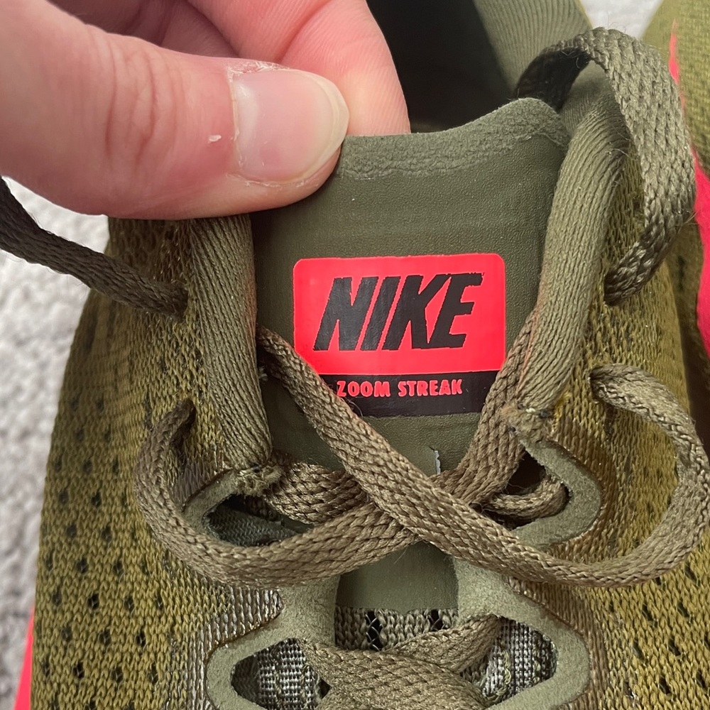 Nike Zoom Streak 6 in Olive/Pink Women’s 8.5 - Picture 8 of 9